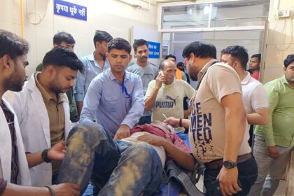 "Unnao road accident Bolero truck collision"